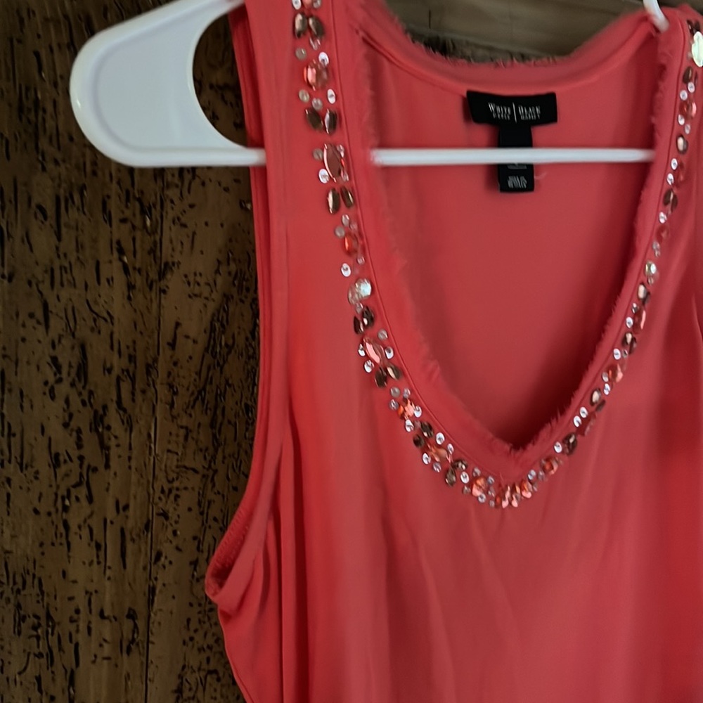 White House Black Market Raspberry Sleeveless Blouse With Rhinestones